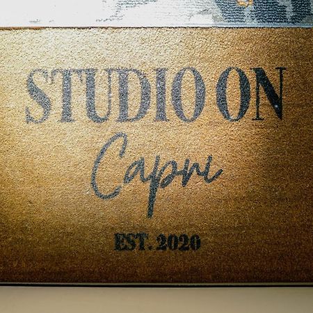 Studio On Capri YYC 외부 사진